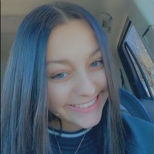 Meet your Posher, Isabella